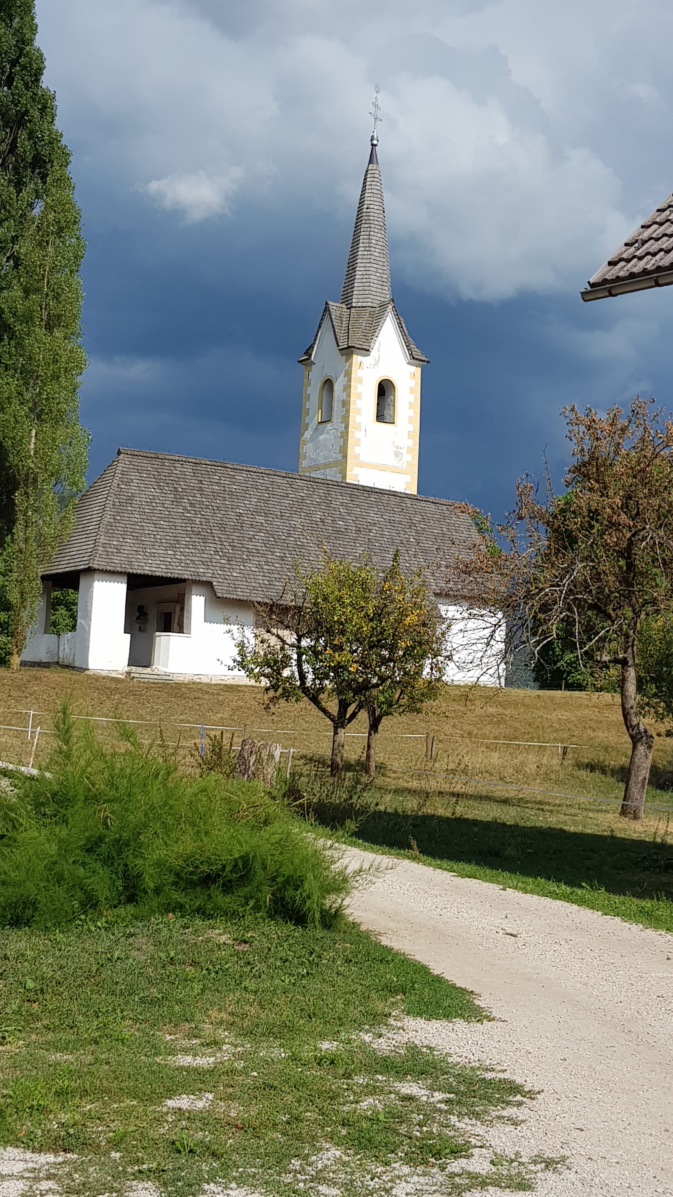KARAVANKE za "KARAVANŠKI" IZZIV – kolo – fotografija 10